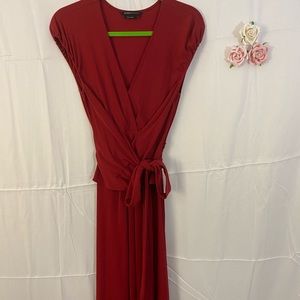 BCBG Max Azria Red MidiDress sz S